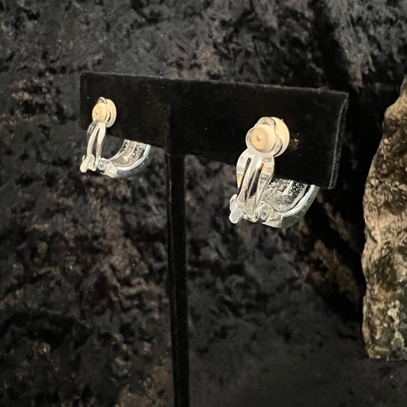 Curated Jewelry Set #30 - Necklace, Bracelet, Earrings *silver/black/rhinestones - Picture 7 of 8